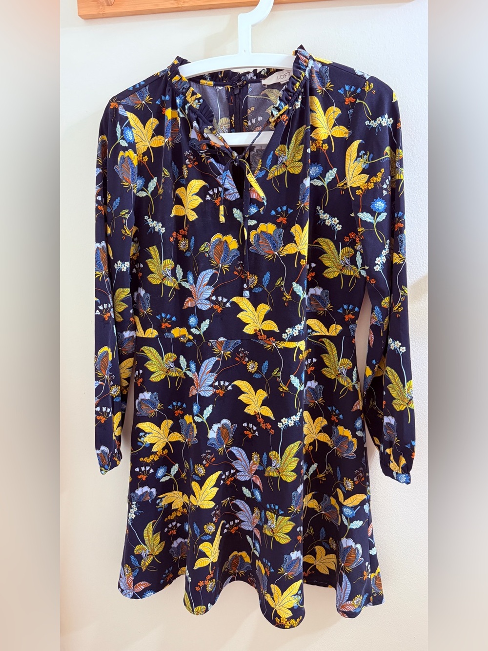 LOFT Floral Long Sleeve Dress - Size 6P (Petite) - Excellent Condition